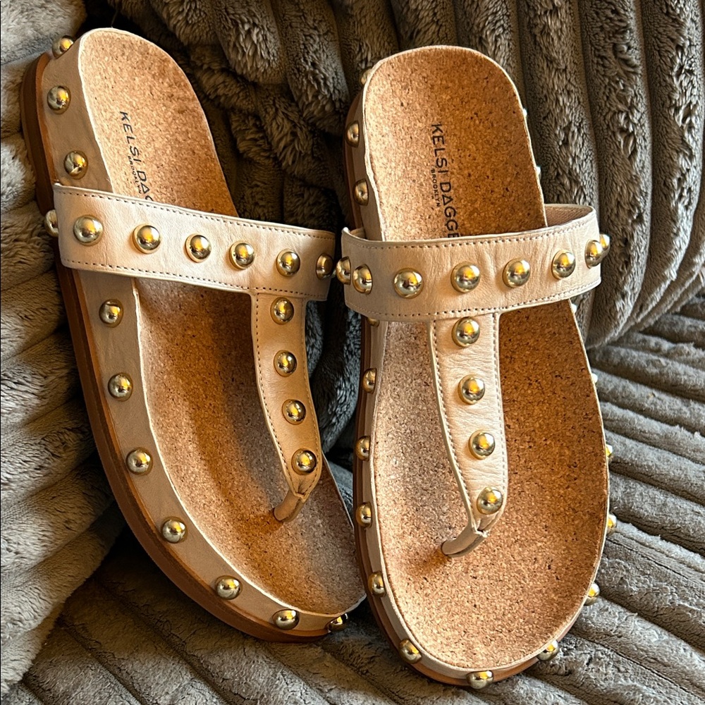 Kelsi Dagger Brooklyn "Surface" Studded Leather Thong Slide Sandals Size 7 NWOT
